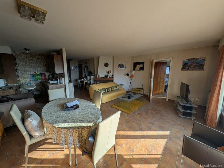 Property Inside Image perspectiv 4