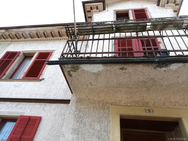 Property Inside Image perspectiv 4