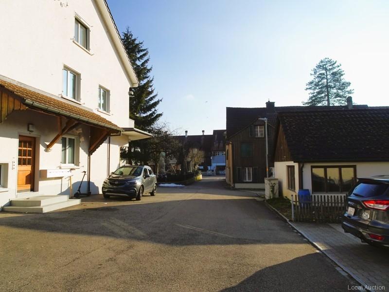 Property Inside Image perspectiv 3